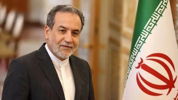 عراقچی: در حال بررسی هستیم 