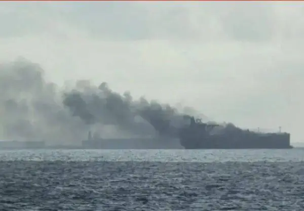 حمله پهپادی به یک نفتکش