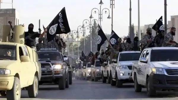 فرار دسته‌جمعی داعشی‌ها از زندانی