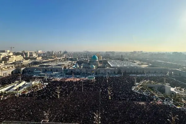 شکوه تماشایی نماز عید سعید