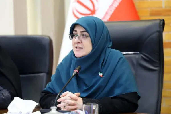 کارگران ستون‌های بازسازی در روزهای