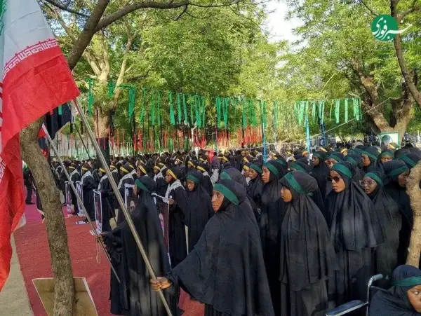برگزاری مراسم تشییع نمادین رهبر