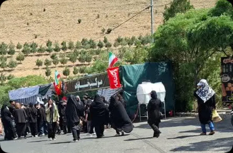 آئین جاماندگان اربعین حسینی در گاوازانگ